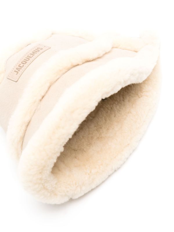 Browns Jacquemus Neutral Shearling Bucket Hat | Browns Hats