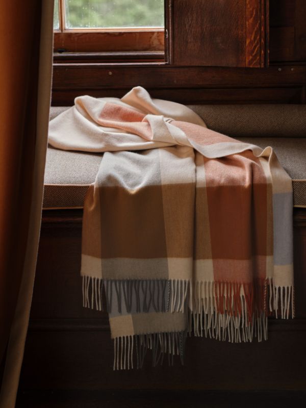 Browns Johnstons Of Elgin Block Border Wool Throw | Browns Blankets & Throws