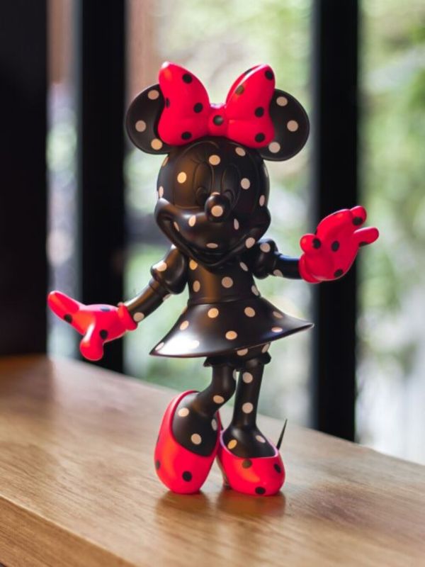 Browns LEBLON DELIENNE Black Minnie 31cm Figurine | Browns Collectibles