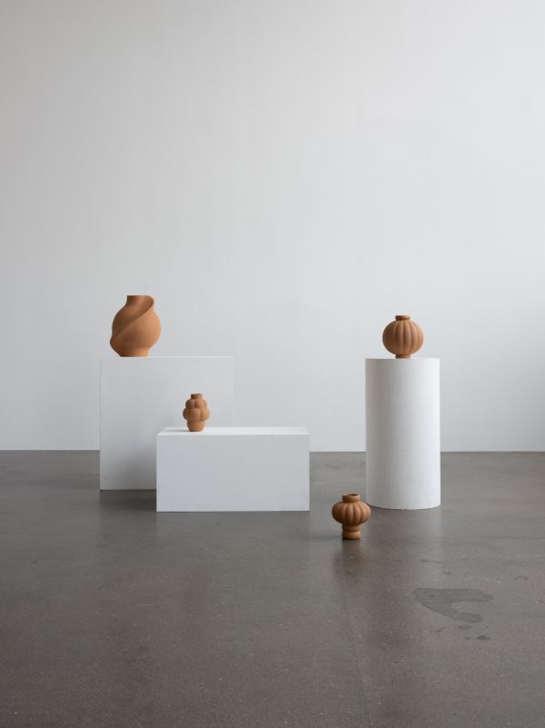 Browns Louise Roe Brown Balloon 04 Ceramic Vase | Browns Vases