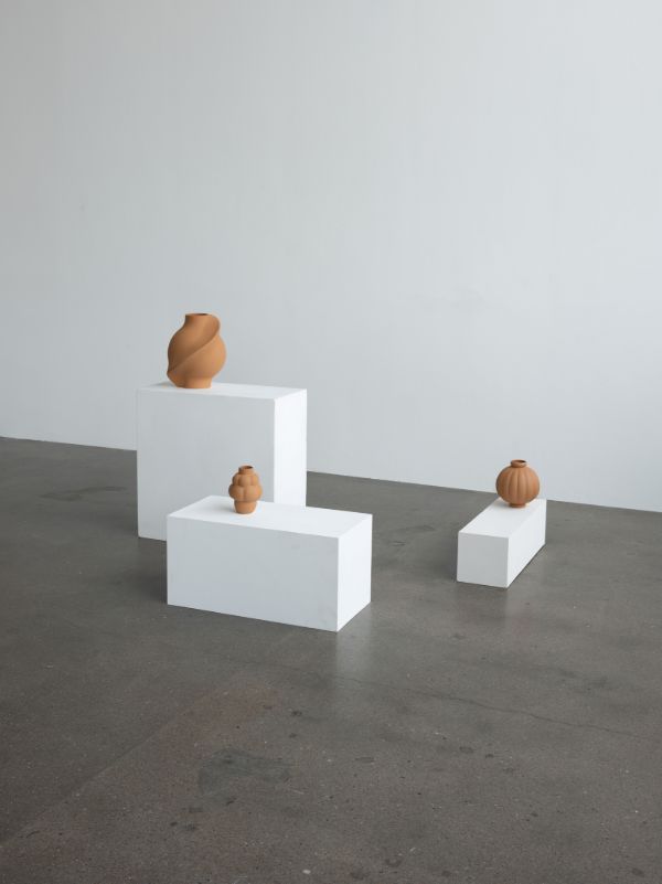 Browns Louise Roe Brown Pirout Ceramic Vase | Browns Vases
