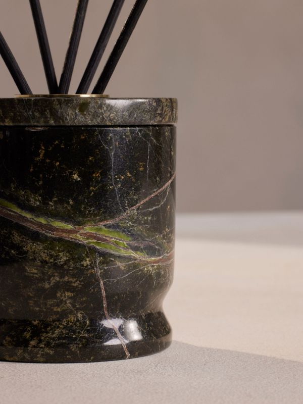 Browns Soho Home Leather & Oud Forest Green Diffuser (150ml) | Browns Diffusers