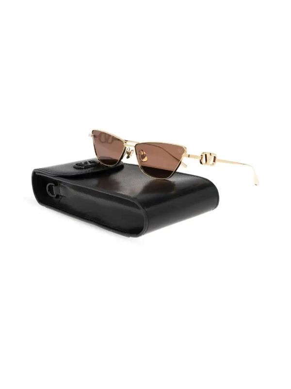 Browns VALENTINO GARAVANI EYEWEAR VLogo Signature Sunglasses | Browns Sunglasses