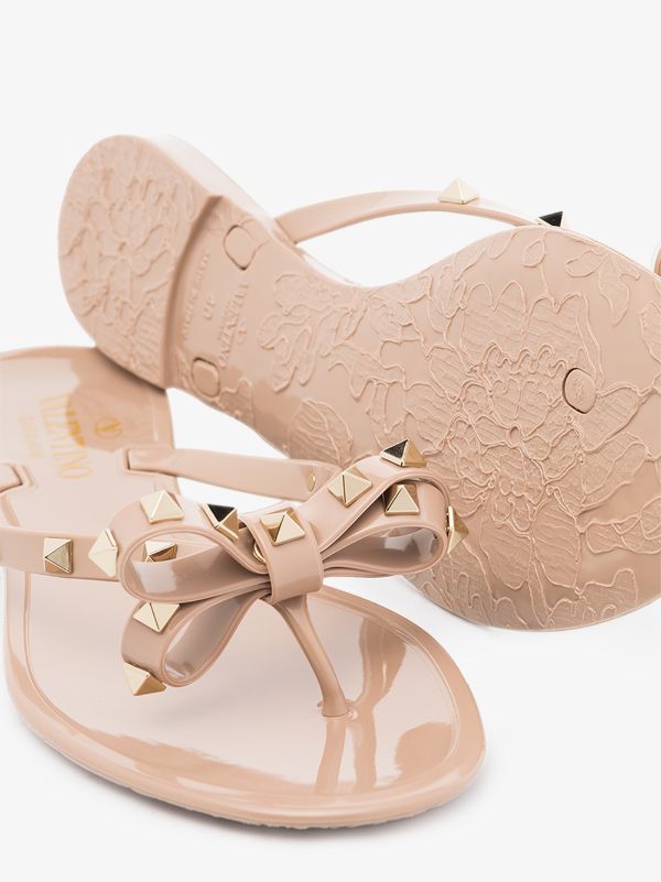 Browns Valentino Garavani Neutral Rockstud Rubber Sandals | Browns Sandals