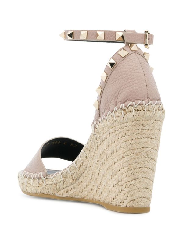 Browns Valentino Garavani VAL ROCKSTUD 105 WEDGE ESPADRILLE SANDAL | Browns Espadrilles