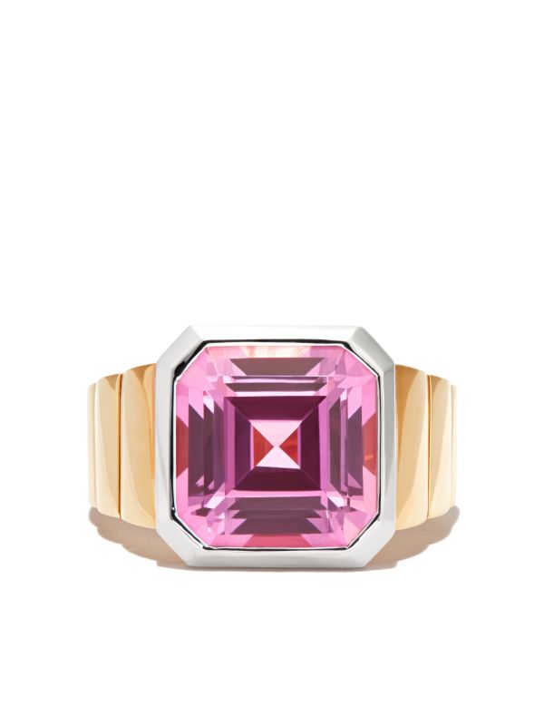 Browns Yvonne Léon 9K Yellow Gold Chevaliere Princesse Corundum Signet Ring | Browns Rings