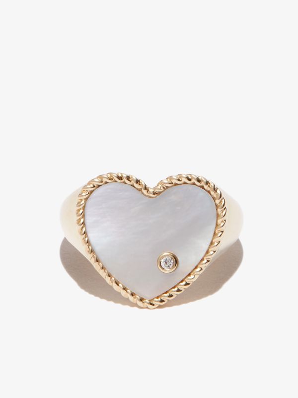 Browns Yvonne Léon 9K Yellow Gold Heart Pearl And Diamond Signet Ring | Browns Fine Rings