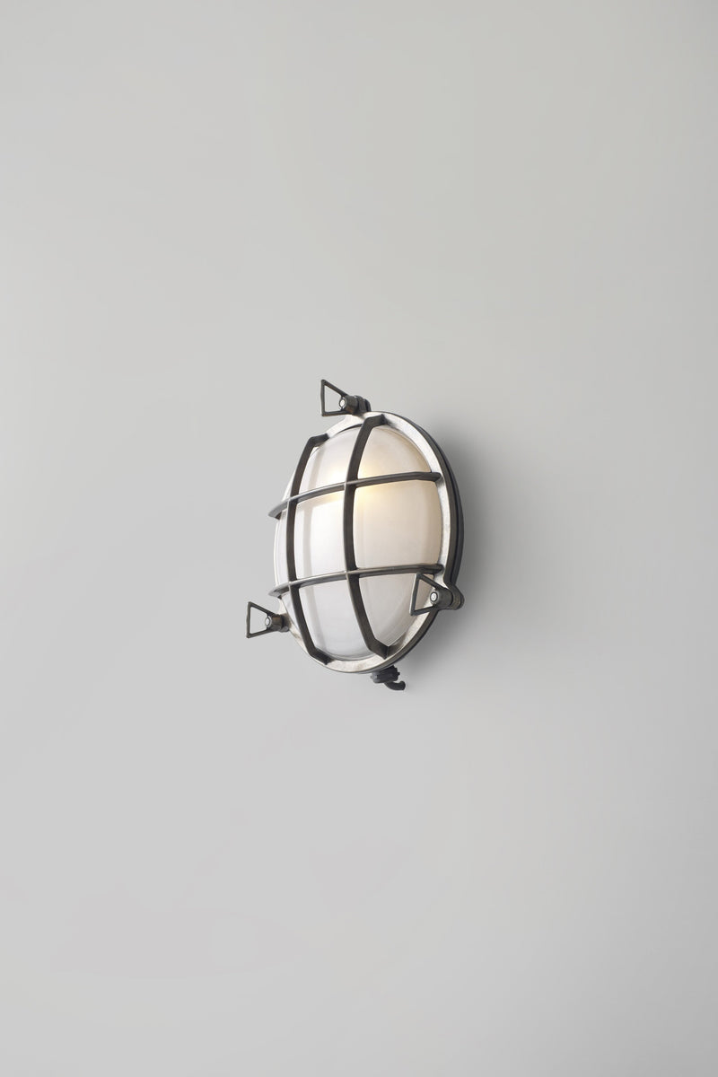 btc 7027 Brass Bulkhead Weathered Brass / Frosted