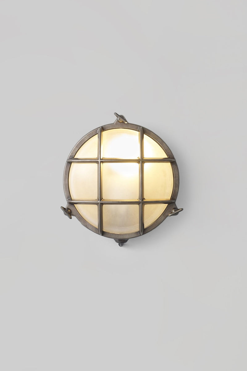 Btc Brass Bulkhead 7028 Weathered Brass / Frosted