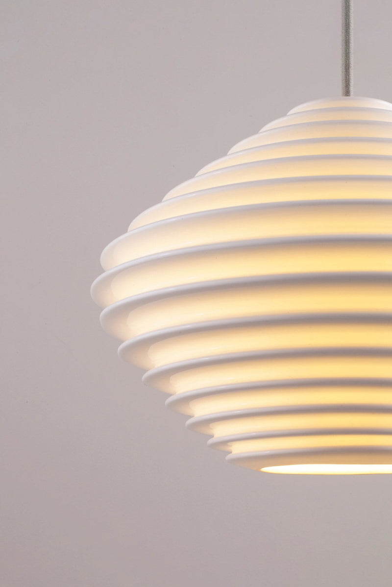 btc Fin Horizontal Pendant Natural White