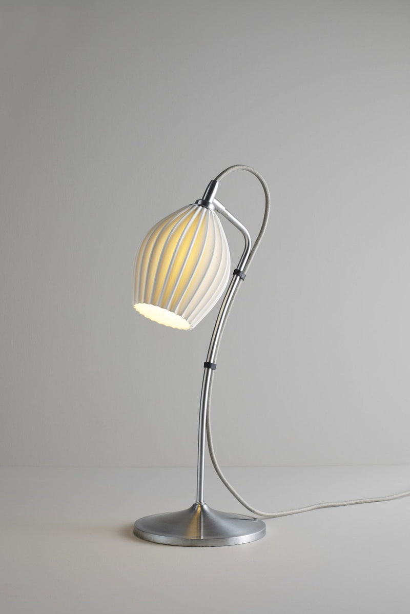 btc Fin Table Light Natural White