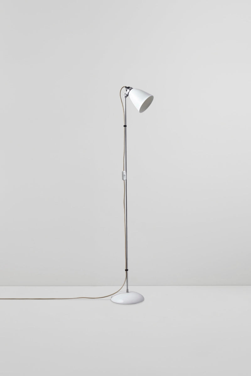 btc Hector Medium Dome Floor Light Natural White