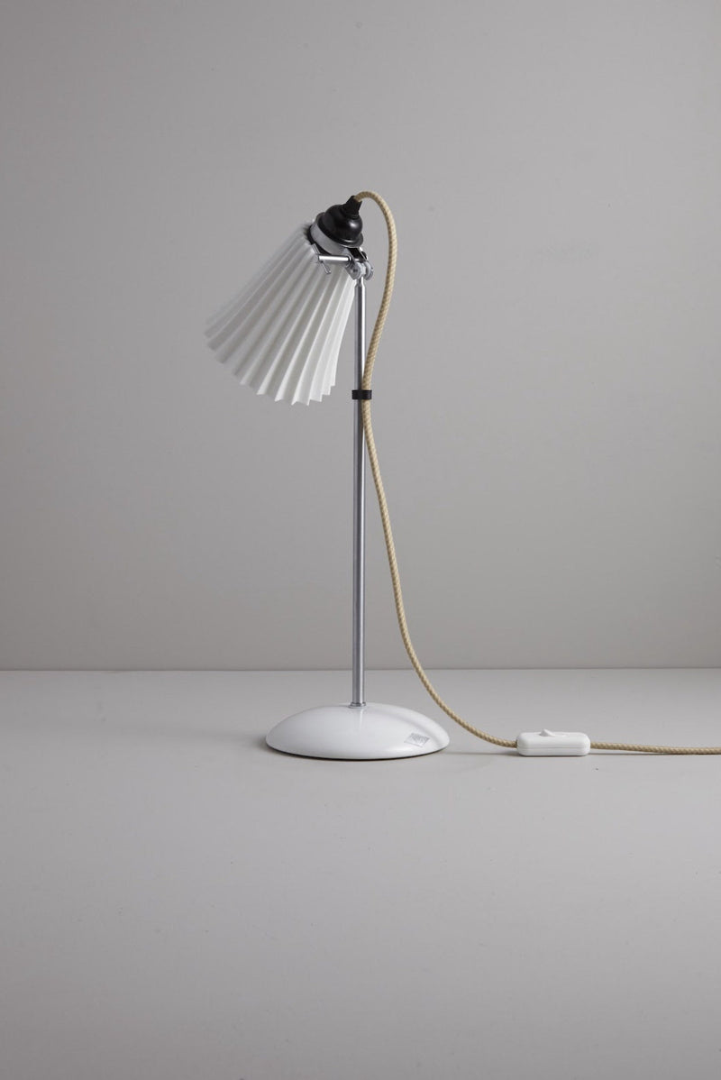 Btc Hector Pleat Medium Table Light Natural White