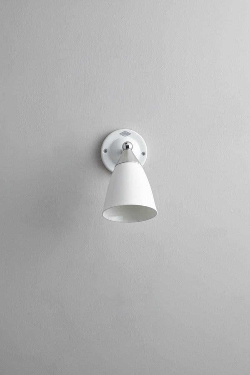 Btc Mann Switched Wall Light Natural White