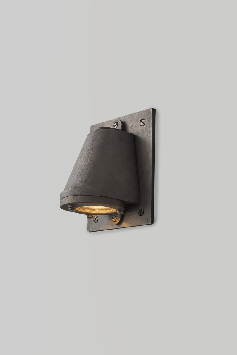 btc Mast Light Sandblasted Weathered Bronze