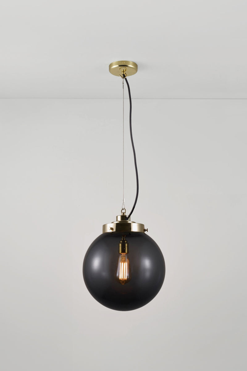 Btc Medium Globe Pendant Brass / Opal