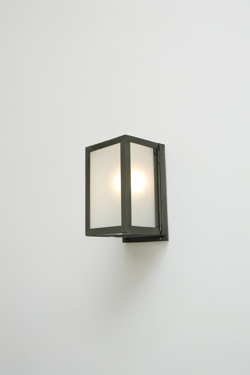 Btc Miniature Box Wall Light Weathered Brass / Clear