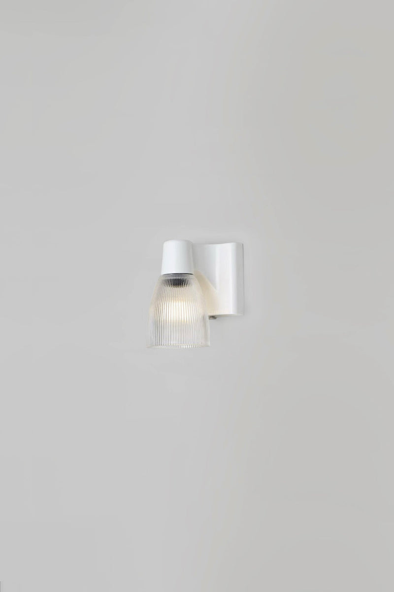 btc Minster 1 Prismatic Wall Light Prismatic