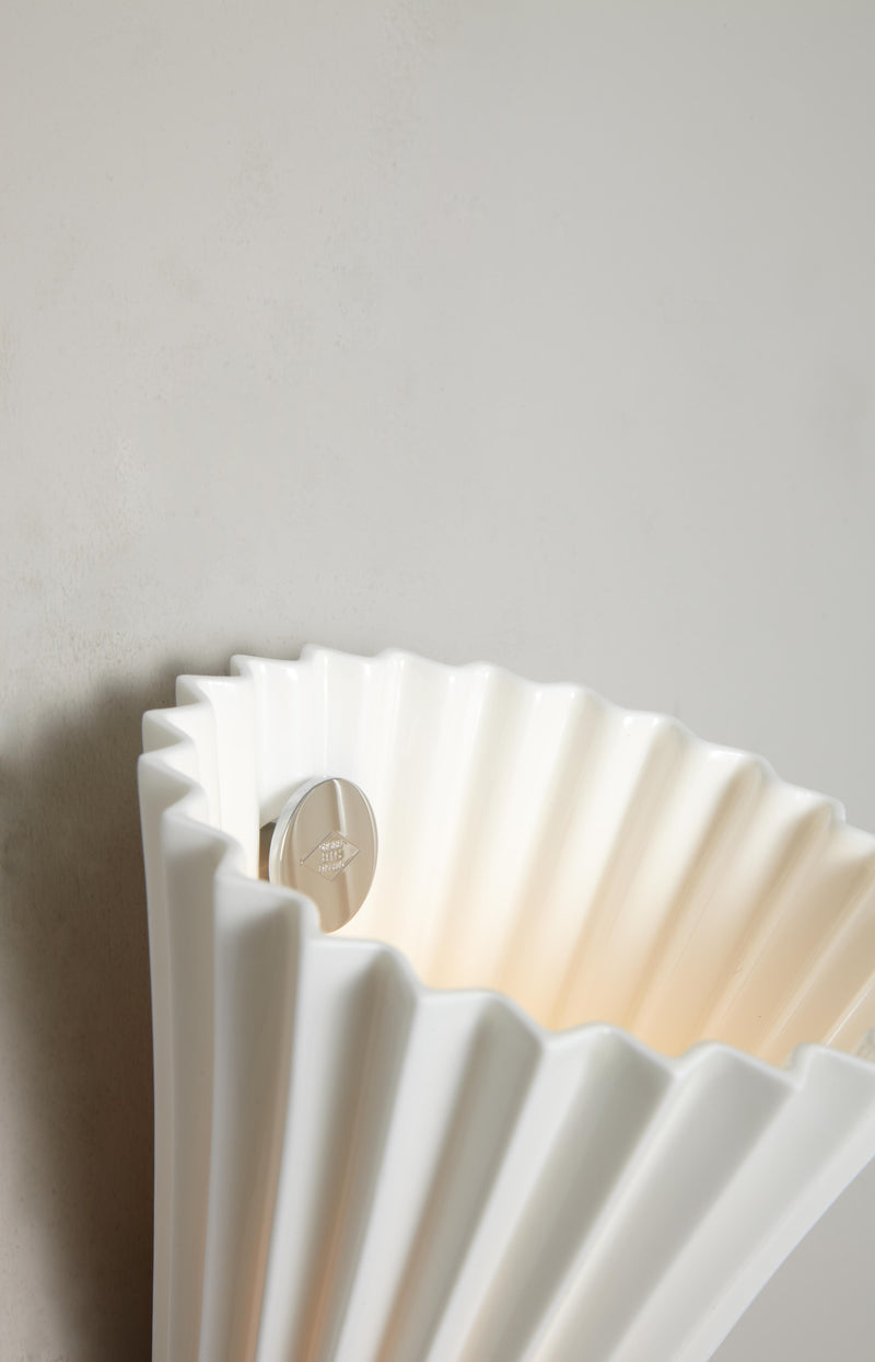 Btc Portable Pleat Medium Wall Light Natural White