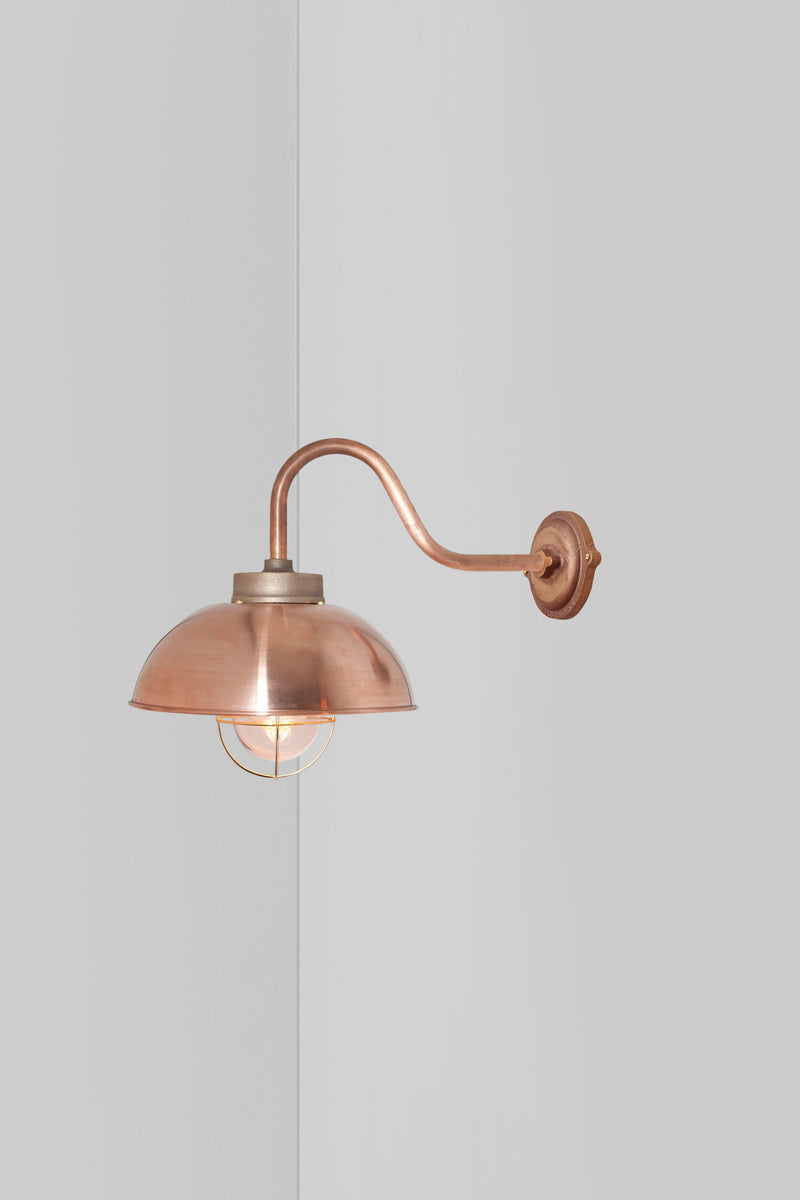 btc Shipyard Wall Light Copper / Frosted