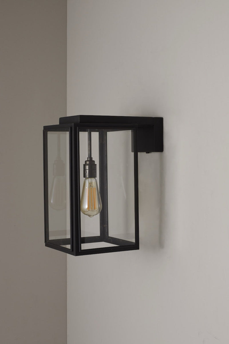 btc Small Portico Wall Light Weathered Brass / Clear