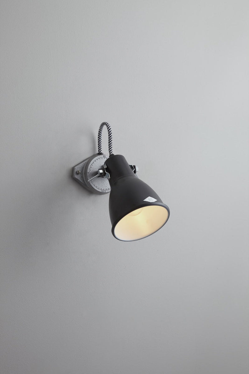 btc Stirrup 1 Single Wall Light Black