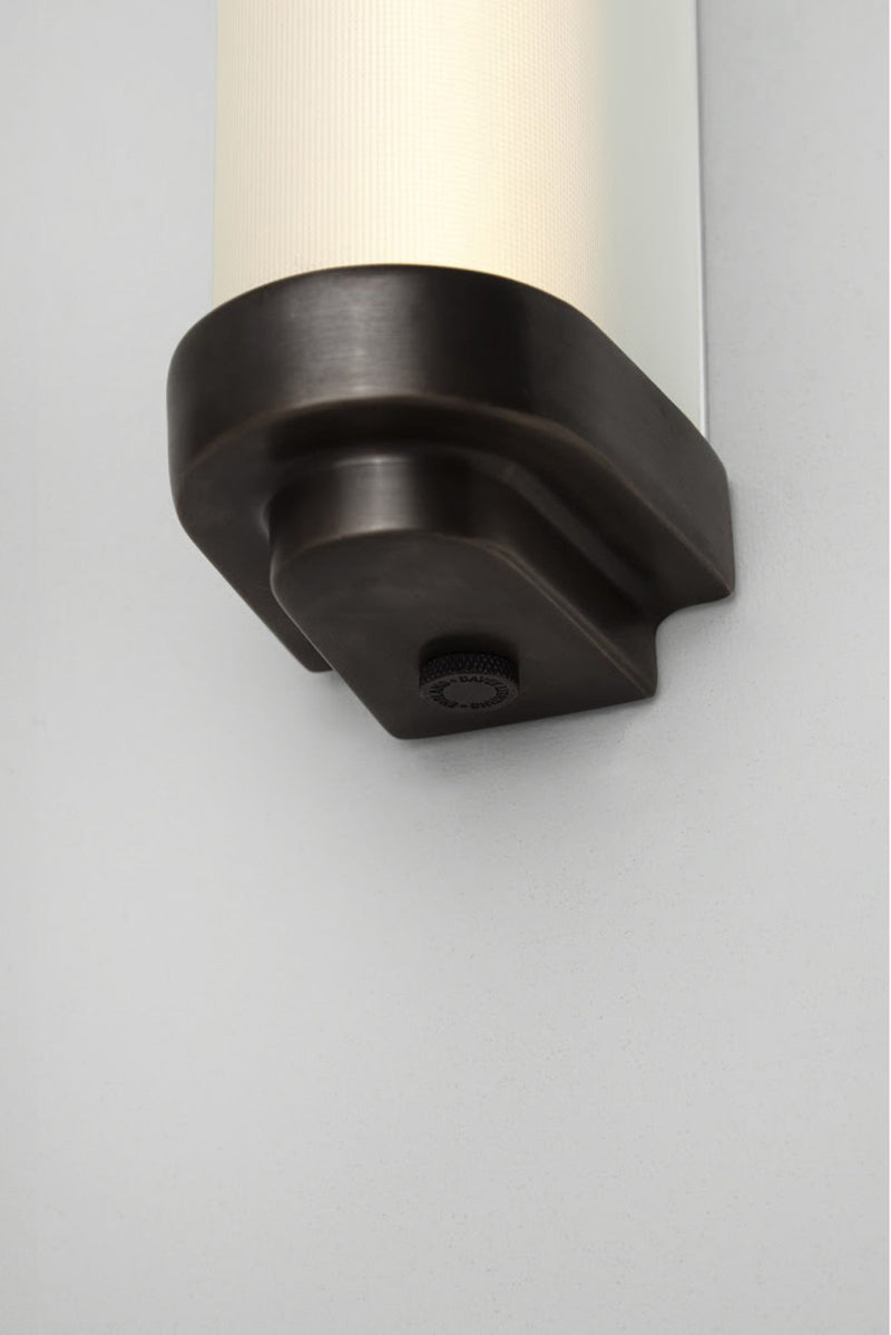 Btc Cabin LED Wall Light 27cm Weathered Brass / Frosted