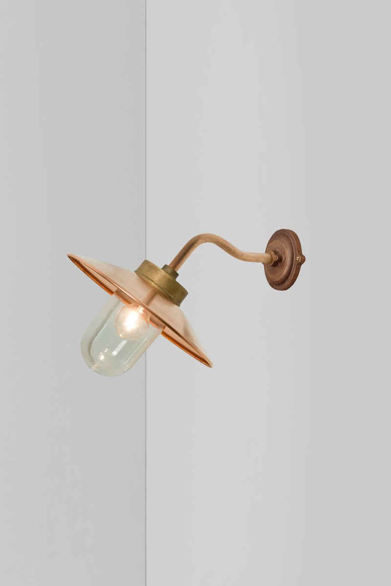 Btc Exterior Bracket Light Canted 7680 Galvanised Silver / Clear / Standard