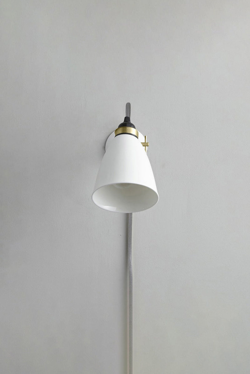 Btc Hector 30 Wall Light Plug Switch And Cable Natural White / Grey