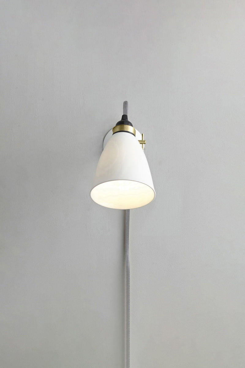 Btc Hector 30 Wall Light Plug Switch And Cable Natural White / Grey