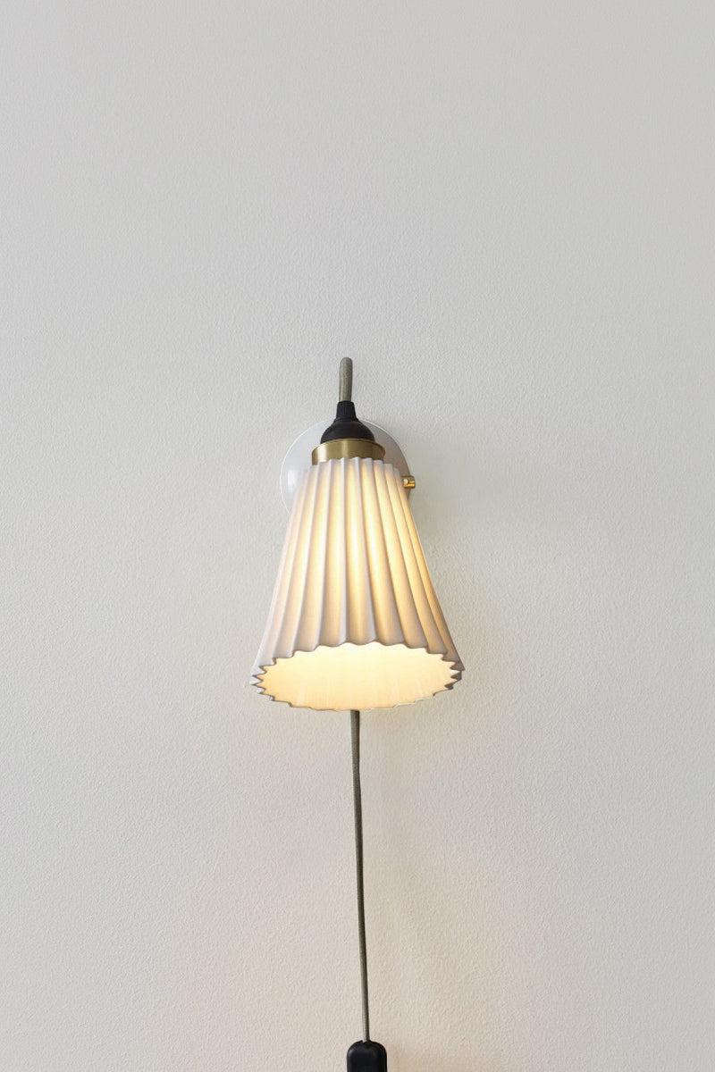 Btc Hector Pleat Medium Wall Light PSC Brass Natural White / Grey