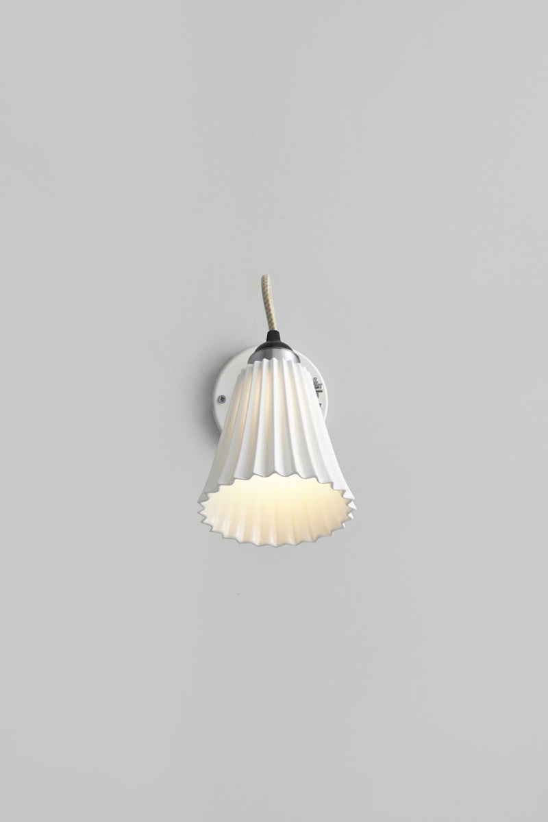 Btc Hector Pleat Medium Wall Light Switched Natural White