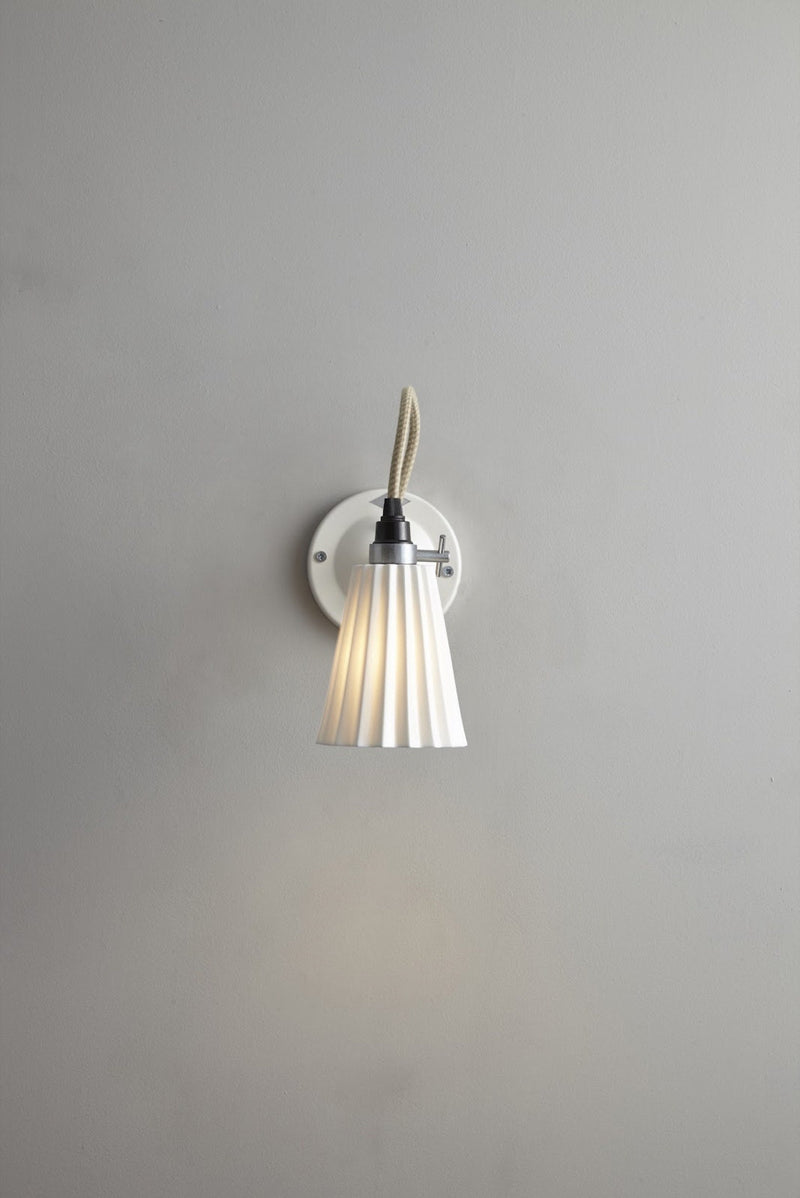 Btc Hector Pleat Small Switched Wall Light Natural White
