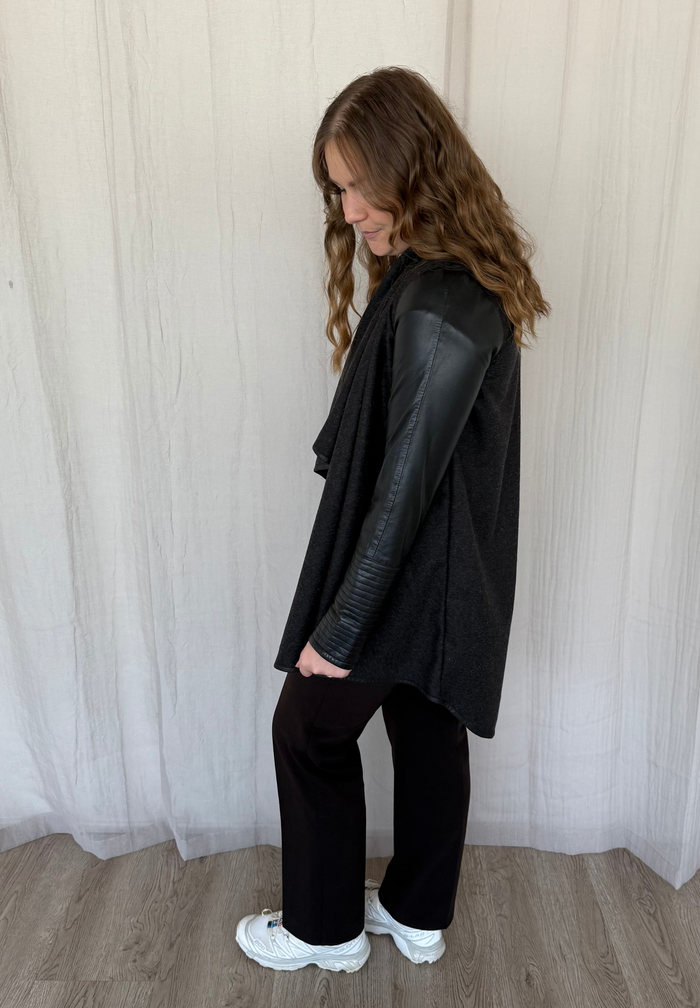 Btfcph Lang Cardigan I Uld Med ærmer I Læder - KOLLEKTIONSSALG