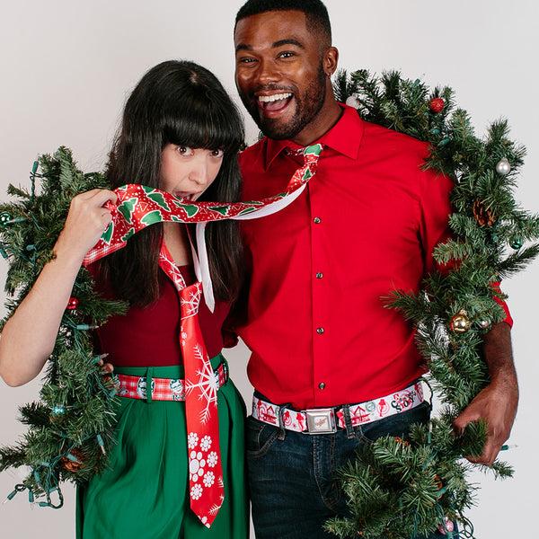 Buckle Down A CHRISTMAS STORY Wreath Logo Full Color White Seatbelt Belt - A Christmas Story Icons Collage White/Reds/Greens Webbing