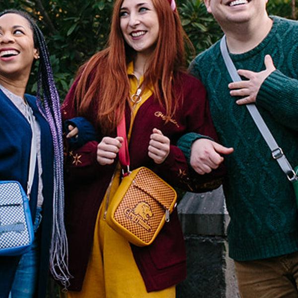Buckle Down Women's Crossbody Wallet - Harry Potter GRYFFINDOR Lion Icon Checker Golden Yellow Red