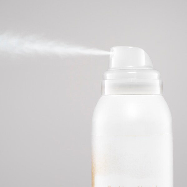 Bumble And Bumble Blondish Hair Powder Tinted Dry Shampoo