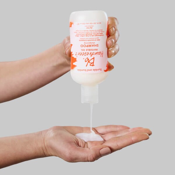 Bumble And Bumble Hairdresser's Invisible Oil Hydrating Shampoo
