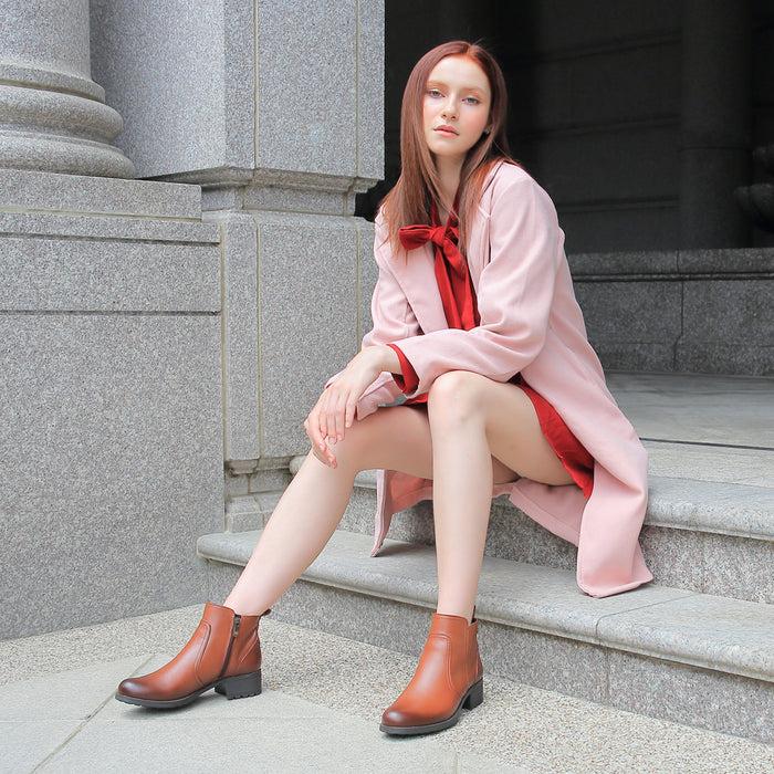 Bussola Alba Zipper Ankle Boots (Nutshell)