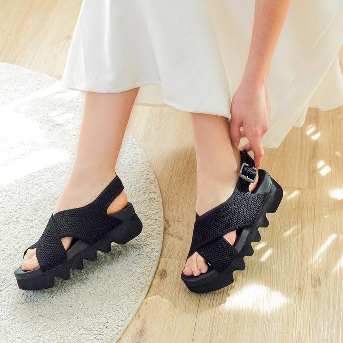 Bussola Capri Knit Strappy Sandals (Nero)