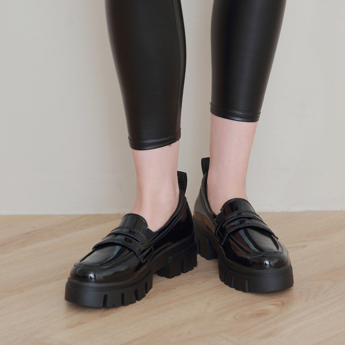 Bussola Corvara Track Sole Loafers (Vernice Nero)