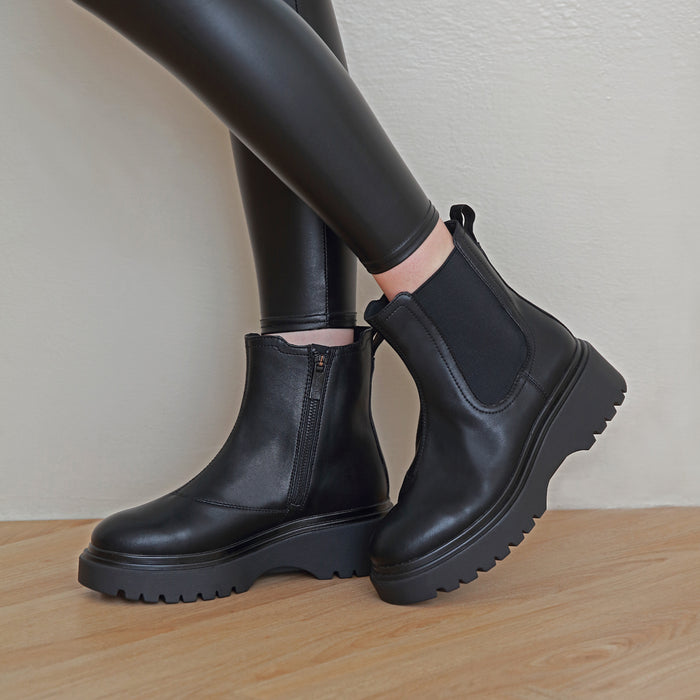 Bussola Firenze Platform Chelsea Boots (Nero)