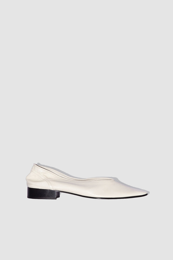by far Carré Limewash Creased Leather Pump