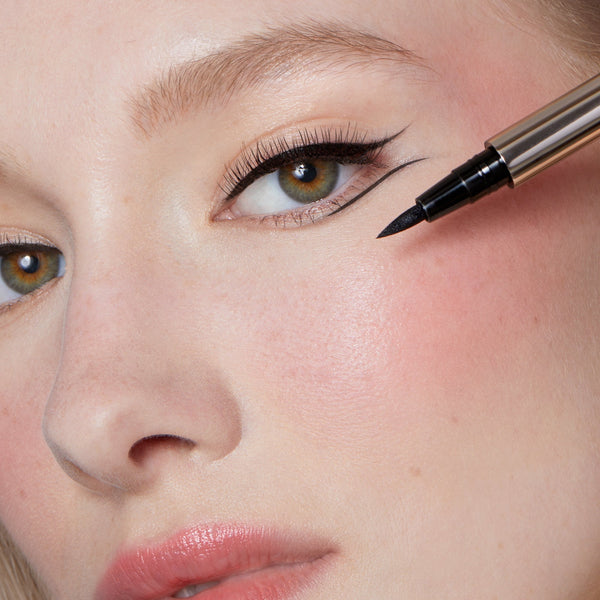 By Terry LIGNE BLACKSTAR EYELINER