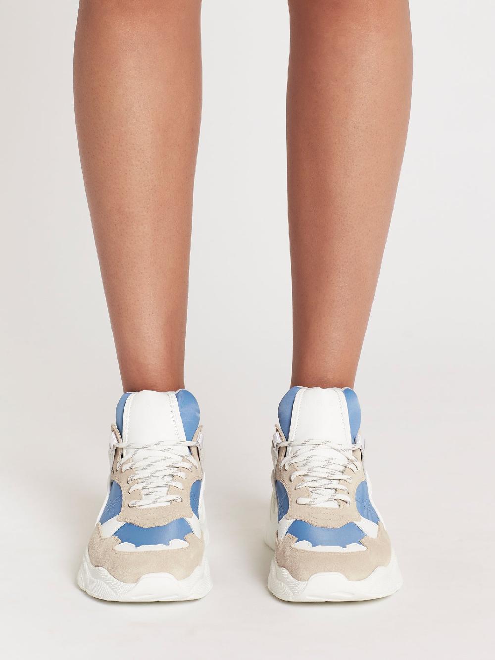 C & M Camilla And Marc Curve Runner