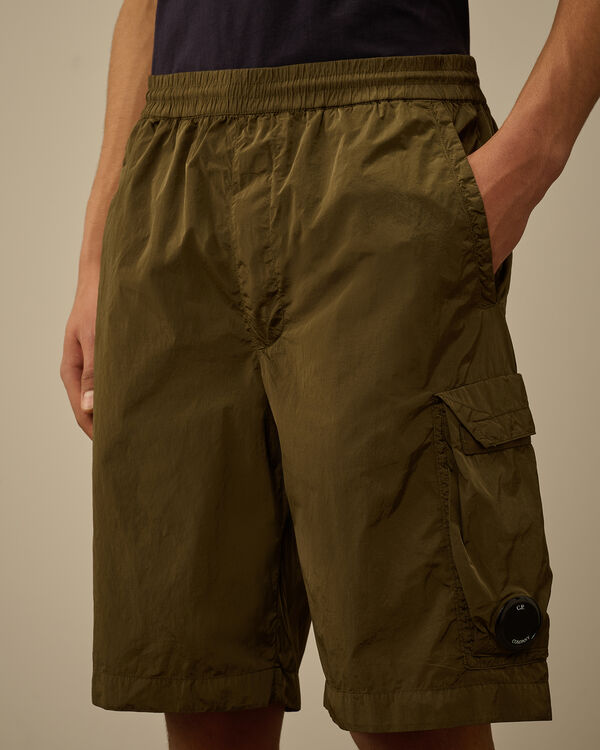 C.p. Company Chrome-R Cargo Shorts IVY GREEN