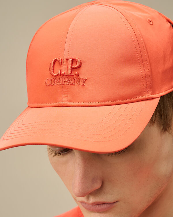 C.p. Company Chrome-R Goggle Cap POINCIANA - ORANGE
