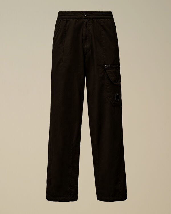 c.p. company Microreps Boxy Cargo Lens Pants BLACK