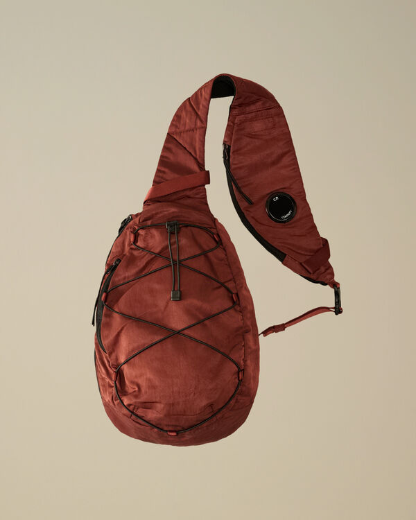 c.p. company Nylon B Crossbody Rucksack SABLE - BROWN