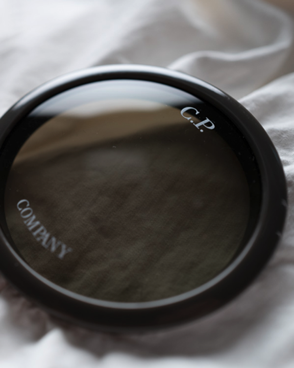 c.p. company Sleeve Round Lens 68mm BLACK